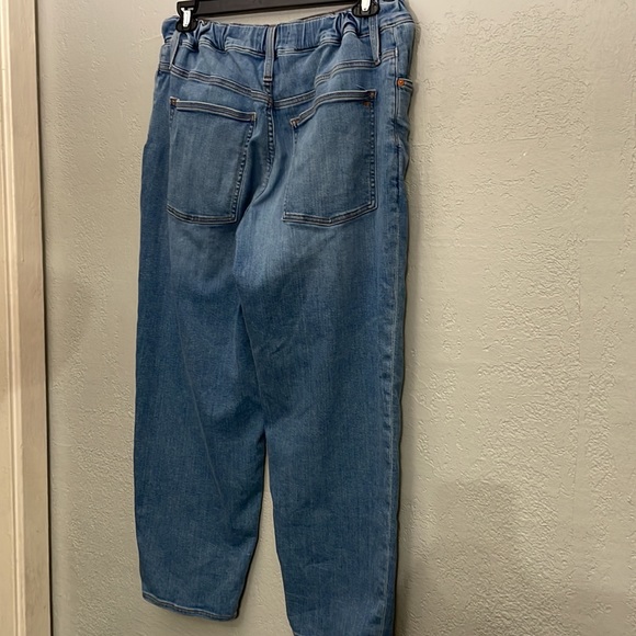 Madewell Pull-On Jeans in Keefe Wash, NA951 - Picture 9 of 11